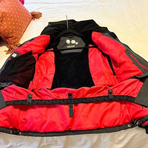 McKinley Recco Women's Ski Jacket - Picture 10 of 16